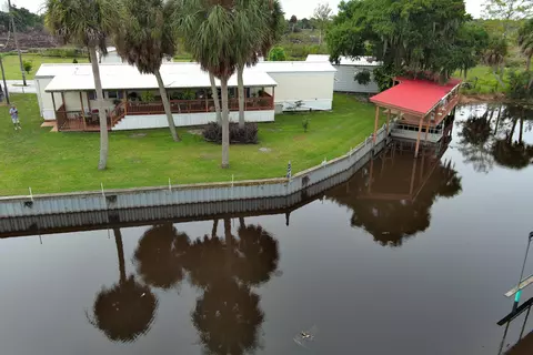 View/Area - 1012 Perch St, Okeechobee, FL 34974 photo 4 of 11