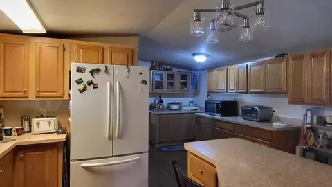 Kitchen - 1012 Perch St, Okeechobee, FL 34974 photo 3 of 5