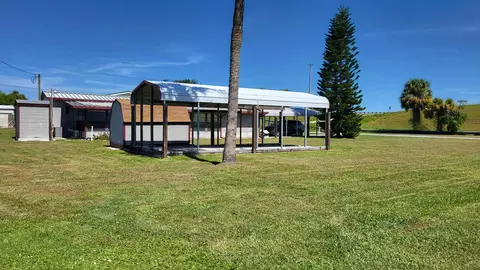 Exterior - 1014 Bream Ave, Okeechobee, FL 34974 photo 4 of 6