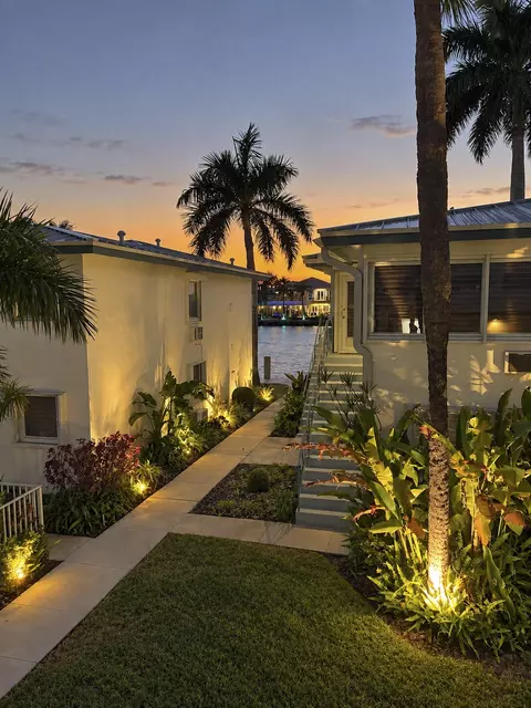 561 Bayshore Dr #7, Fort Lauderdale, FL 33304