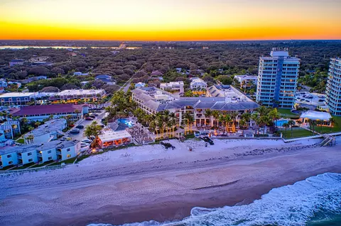 3500 Ocean Dr #321, Vero Beach, FL 32963