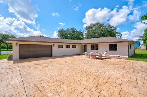 5139 1st Rd, Lake Worth, FL 33467