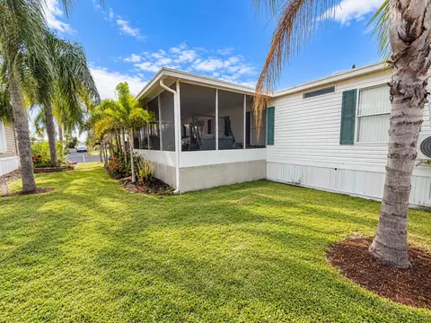 Exterior - 3580 SE 6th Ter, Okeechobee, FL 34974 photo 2 of 4