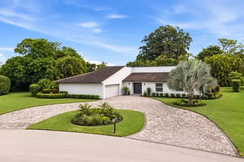 6451 Eastpointe Pines St, Palm Beach Gardens, FL 33418