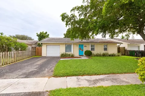 11030 NW 27th Pl, Sunrise, FL 33322