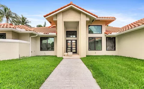 3131 St Annes Pl, Boca Raton, FL 33496