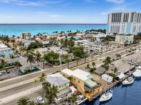 1409 N Ocean Dr, Hollywood, FL 33019