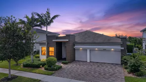 10490 S Lago Vista Cir, Parkland, FL 33076