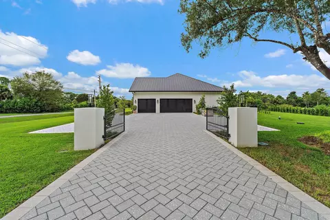 Exterior - 9535 Sandy Run Rd, Jupiter, FL 33478 photo 15 of 23
