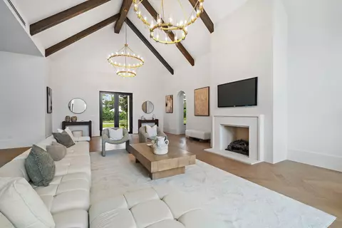 Living - 9535 Sandy Run Rd, Jupiter, FL 33478 photo 5 of 8
