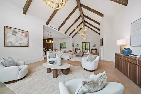 Living - 9535 Sandy Run Rd, Jupiter, FL 33478 photo 8 of 8
