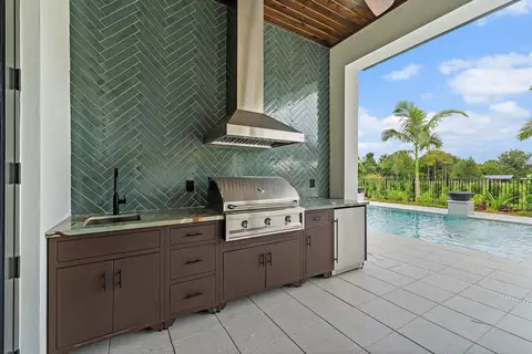 Kitchen - 9535 Sandy Run Rd, Jupiter, FL 33478 photo 13 of 14