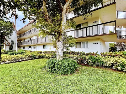 7400 NW 17th St #308, Plantation, FL 33313