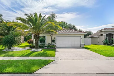 6734 Lake Nona Pl, Lake Worth, FL 33463