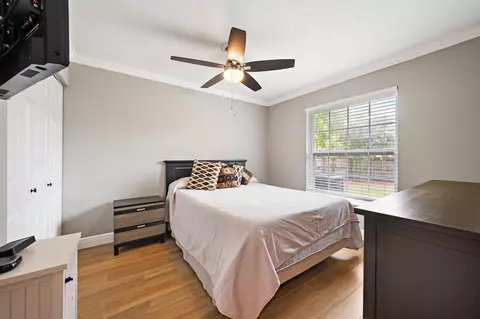 Bedroom - 171 Banyan Cir, Jupiter, FL 33458 photo 3 of 3
