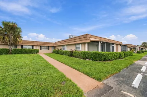 334 Seville N, Delray Beach, FL 33446