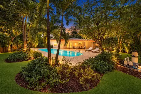 722 SW 16th Ct, Fort Lauderdale, FL 33315