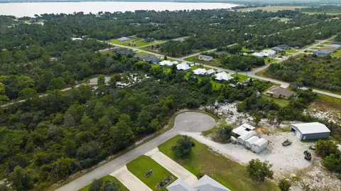 224 Fiji Way NE, Lake Placid, FL 33852
