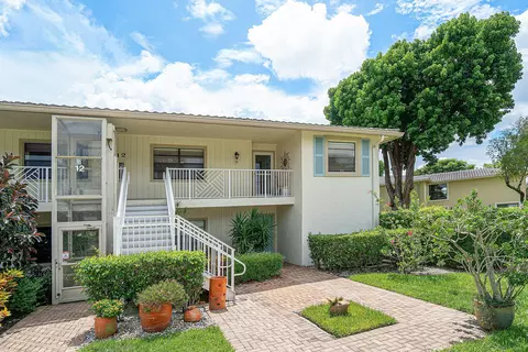 12 Westgate Ln #12D, Boynton Beach, FL 33436