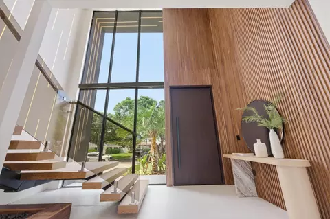 Entry Way - 2360 NE 49th St, Lighthouse Point, FL 33064 photo 5 of 15