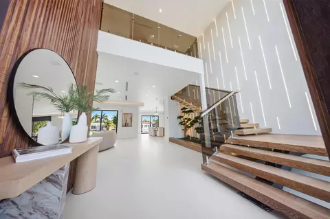 Entry Way - 2360 NE 49th St, Lighthouse Point, FL 33064 photo 1 of 15