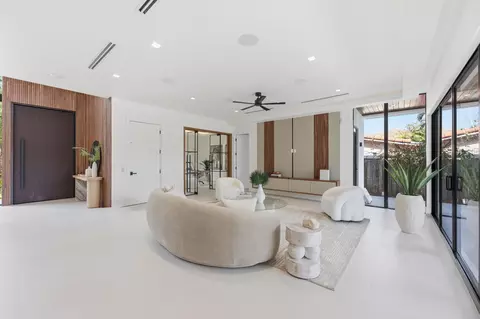 Living - 2360 NE 49th St, Lighthouse Point, FL 33064 photo 3 of 3