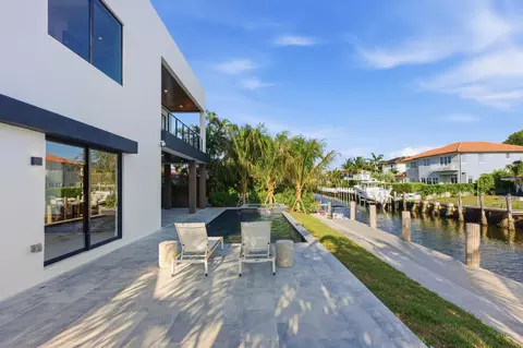 Exterior - 2360 NE 49th St, Lighthouse Point, FL 33064 photo 13 of 13