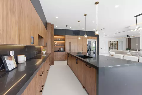 Kitchen - 2360 NE 49th St, Lighthouse Point, FL 33064 photo 8 of 9