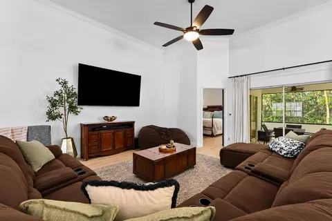 Living - 5309 Pine Cir, Coral Springs, FL 33067 photo 1 of 2