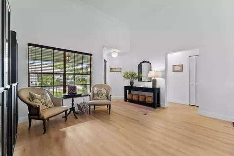 Entry Way - 5309 Pine Cir, Coral Springs, FL 33067 photo 3 of 3