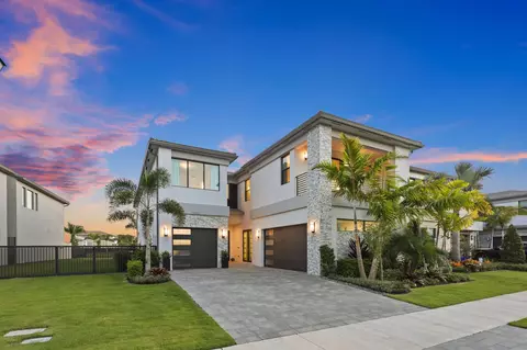 9682 Juniper Bay Ave, Boca Raton, FL 33434