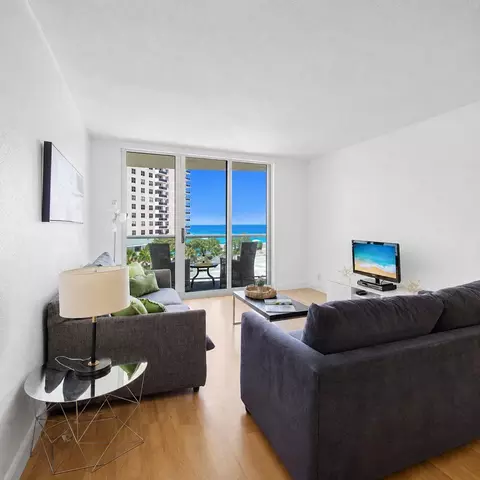 3801 S Ocean Dr #4Y, Hollywood, FL 33019