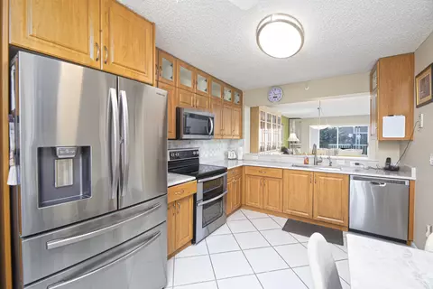 9511 Weldon Cir #G416, Tamarac, FL 33321