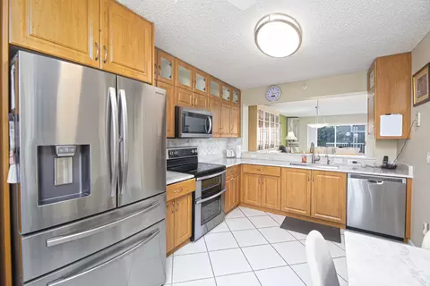 9511 Weldon Cir #G416, Tamarac, FL 33321