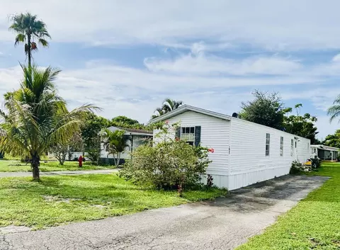 1027 Marco Ct, Greenacres, FL 33463
