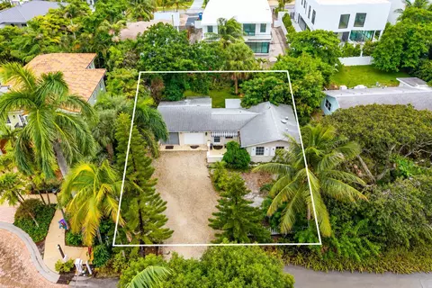 12 Eastview Ave, Delray Beach, FL 33483