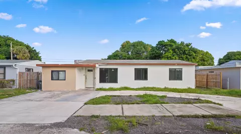 2101 Wellington Rd, West Palm Beach, FL 33409