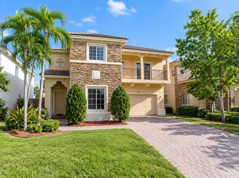 22121 SW 87th Pl, Cutler Bay, FL 33190