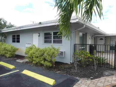 1761 NE 55th St, Fort Lauderdale, FL 33334