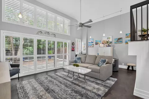884 SE 19th Ave #10, Deerfield Beach, FL 33441