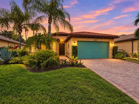 11899 SW Crestwood Cir, Port Saint Lucie, FL 34987