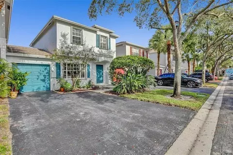 6003 Harbor Isle Way #495, Tamarac, FL 33321
