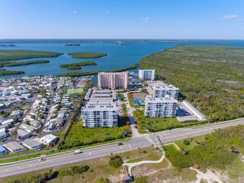 5151 N Hwy A1a #313, Fort Pierce, FL 34949