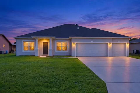743 NW Dupre St, Port Saint Lucie, FL 34983