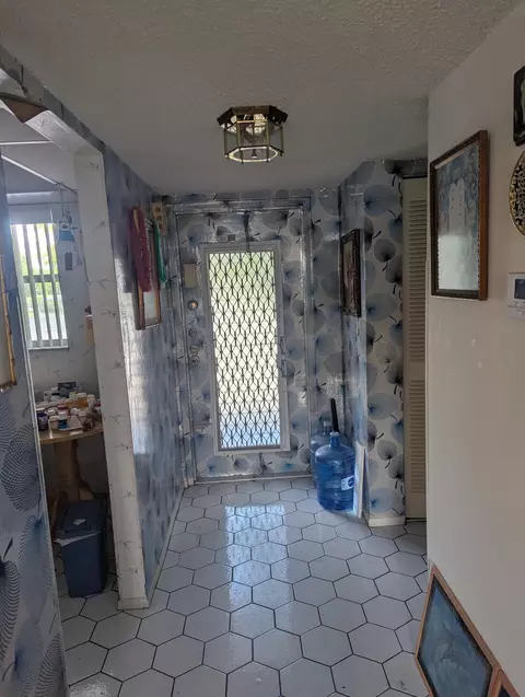 8321 Sands Point Blvd #D206, Tamarac, FL 33321