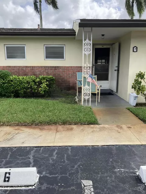2751 Ashley Dr E #G, West Palm Beach, FL 33415