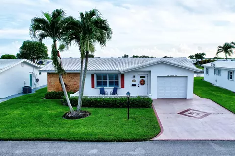 910 SW 7th Ave, Boynton Beach, FL 33426