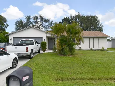 461 SW Byron St, Port Saint Lucie, FL 34983
