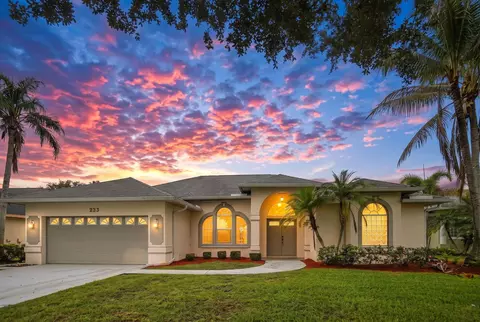 233 SW Fernleaf Trl, Port Saint Lucie, FL 34953
