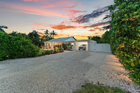 Exterior - 3437 Palm Ct, Jupiter, FL 33469 photo 1 of 8